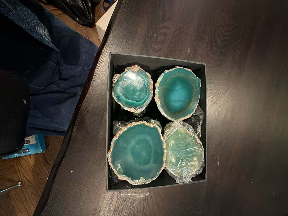 Kim Seybert Set of 4 Teal green Agate Napkin Rings new with Defect Acrylic w/Box